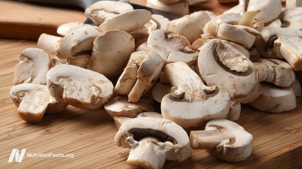 Are Raw Mushrooms Safe to Eat? 