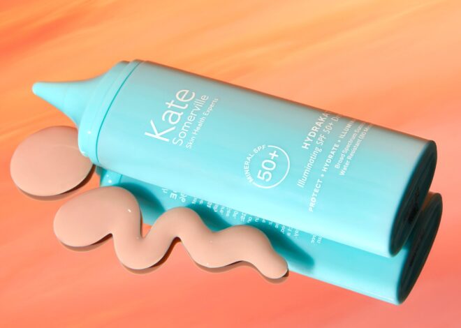 How Much Sunscreen to Use on Your Face?