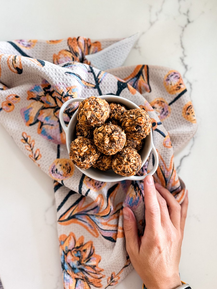 Oatmeal Protein Balls • Kath Eats
