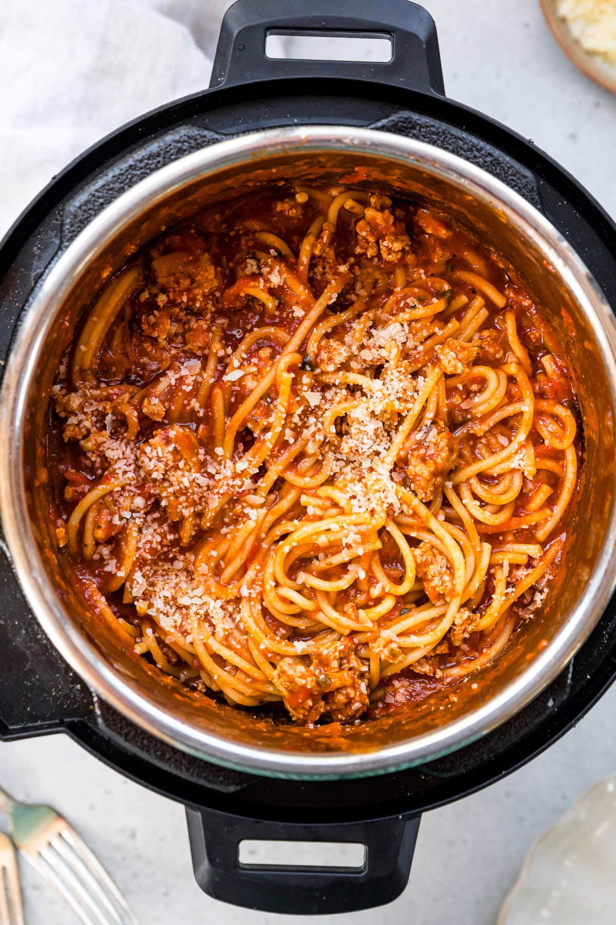 Instant Pot Spaghetti and Meat Sauce (One-Pot Meal) l Skinnytaste