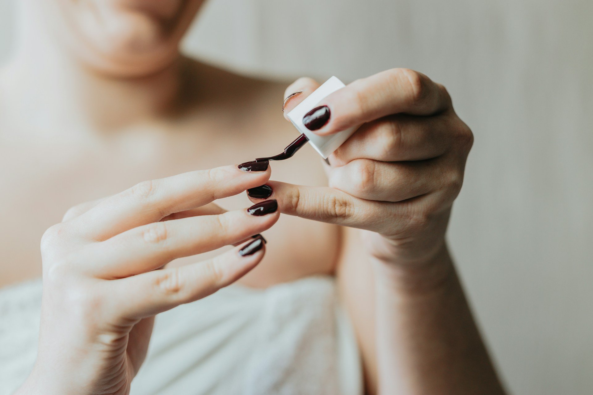 DIY Marble Nails at Home
