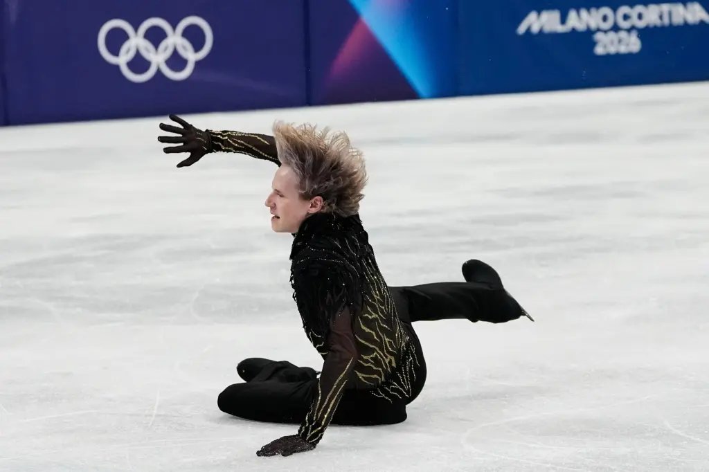 Olympic figure skaters offer health tips for weekend athletes. ‘Hard ice always wins’ Olympic figure skaters offer health tips for weekend athletes. 'Hard ice always wins'